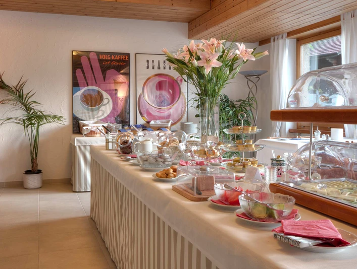 hotel-brienzersee-fruehstueck.jpg