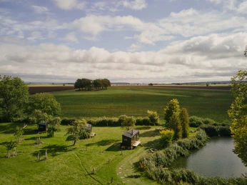 Drohnen Shot RAUS - Lodge Landsitz Drohnen Shot RAUS - Lodge LandsitzDrone Shot RAUS - Lodge Country EstateDroneoptagelse RAUS - Lodge Country EstateDrone-opname RAUS - Landgoed Lodge