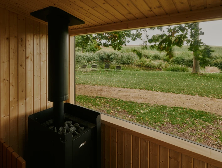 Sauna RAUS - Lodge Landsitz Sauna RAUS - Lodge Landsitz Sauna RAUS - Lodge LandsitzSauna RAUS - Lodge LandsitzSauna RAUS - Lodge Landsitz