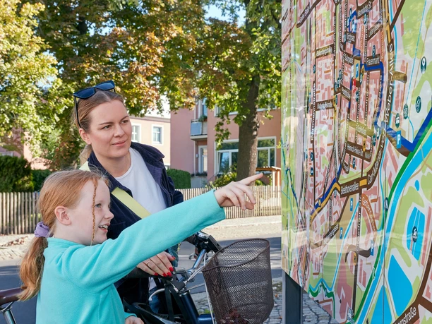 Am Stadtplan in Großenhain