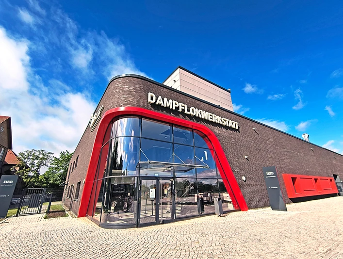 Außenansicht_Dampflokwerkstatt_HSB_web.jpg