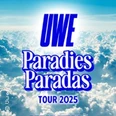 Logo von UWE Paradies Tour 2025 vor strahlend blauem Himmel mit weißen Wolken.