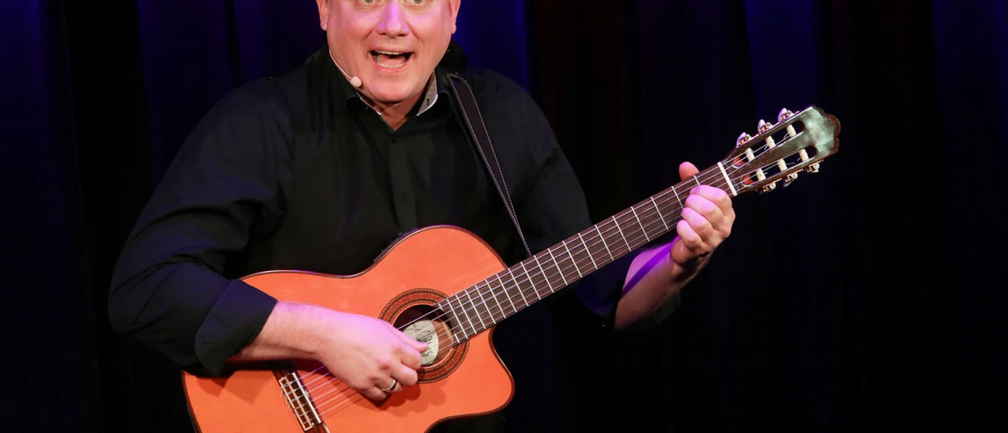 Kabarett auf Juist: Tobias Wesseler - "Fifty Years and Grey".jpeg Kabarett auf Juist: Tobias Wesseler - "Fifty Years and Grey"