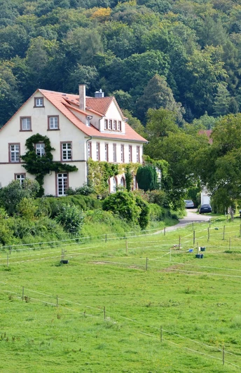 Das Herrenhaus des Winklerhofs am Fuße des Eichelbergs