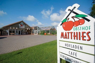 Außenansicht Hofcafé Obsthof Matthies in Jork-Borstel