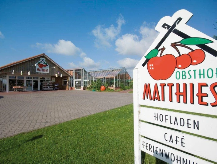 Außenansicht Hofcafé Obsthof Matthies in Jork-Borstel