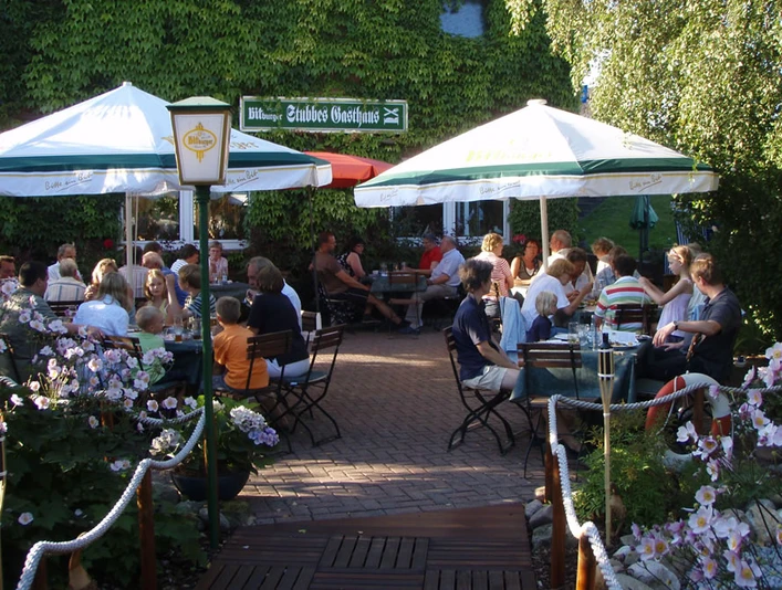 Idyllischer Kaffeegarten Stubbe's Gasthaus