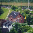 Stubbe's Gasthaus auf dem Deich nahe dem Lühe-Anleger
