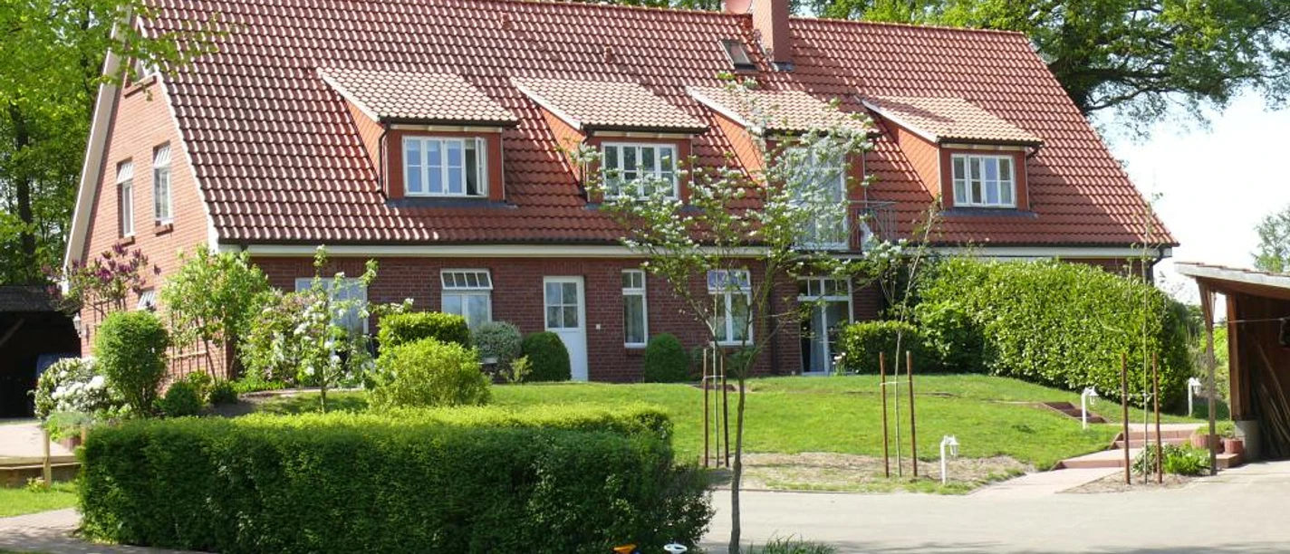 Außenansicht Ferienwohnungen Haus Auetal Bliedersdorf