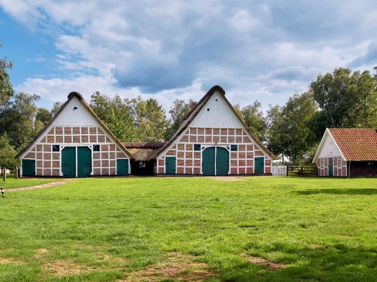 Ensemble Heimathof Hüll