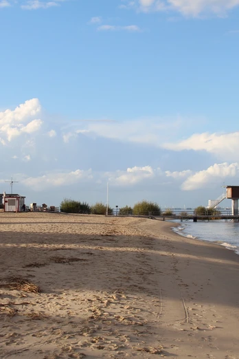 Strand Elbinsel Krautsand