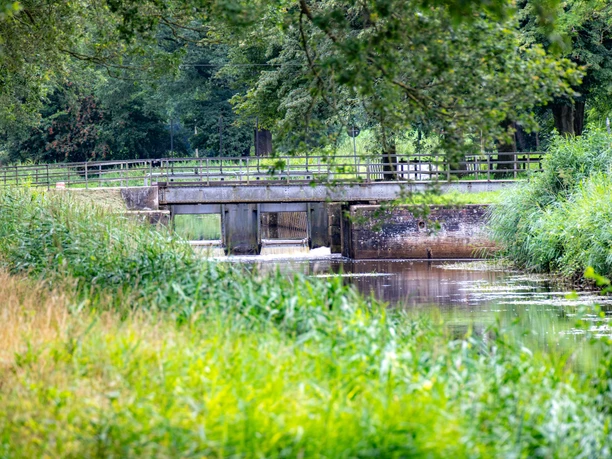 _MG_4280.jpg Historische Schleuse Osterwald
