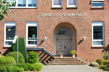 Der Eingang zum Ludwig-Otto-Ehlers-Haus Der Eingang zum Ludwig-Otto-Ehlers-Haus