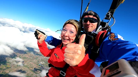 Fallschirmspringen im Tandem