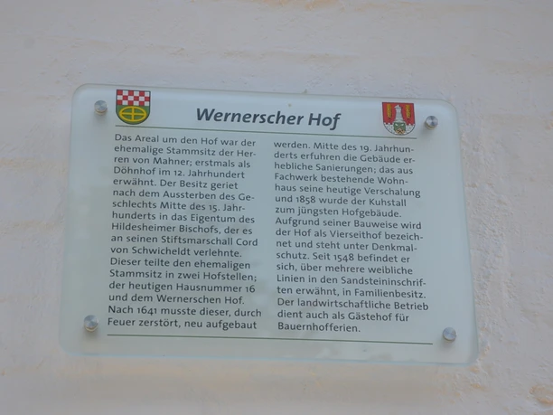 Informationstafel zu den Appartements auf dem Bauernhof Werner in Salzgitter-Groß Mahner Informationstafel zu den Appartements auf dem Bauernhof Werner in Salzgitter-Groß Mahner