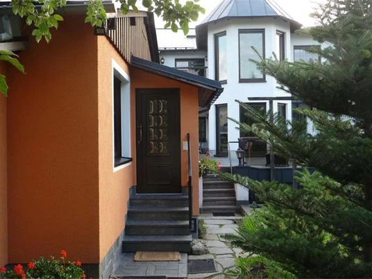 Ferienhaus & Appartement