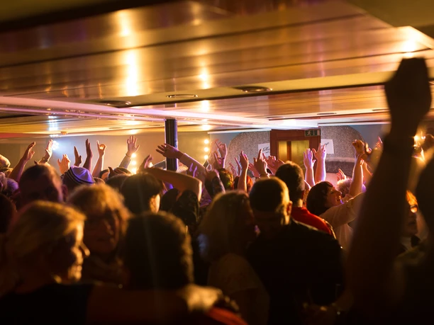 WFS_Partyschiff_Tobias.Ritz.jpg