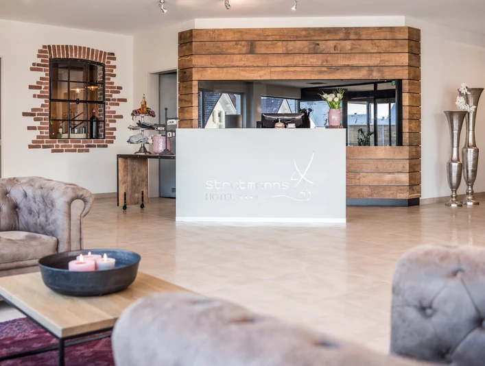 Stratmann Hotel & Restaurant Stratmann Hotel & RestaurantStratmann Hotel & RestaurantStratmann Hotel & RestaurantHotel & Restaurant Stratmann