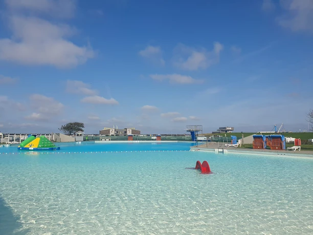 Meerwasser Freibad Dornumersiel