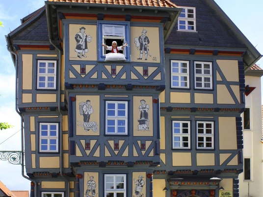 Altes Rathaus mit Holleum