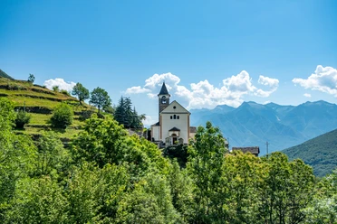 Prächtige Kirche von Monteossolano