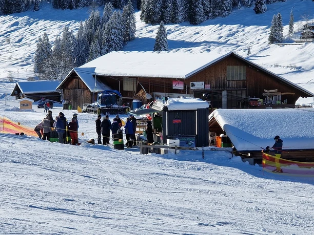 Grimmi Pit-Stop direkt am Skilift Egg