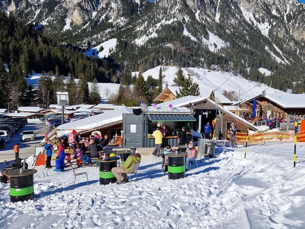 Grimmi Pit-Stop - the small après-ski bar