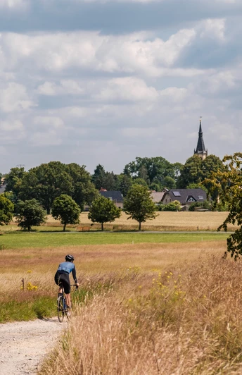 Durch die Kleinkuppenlandschaft nach Bärwalde