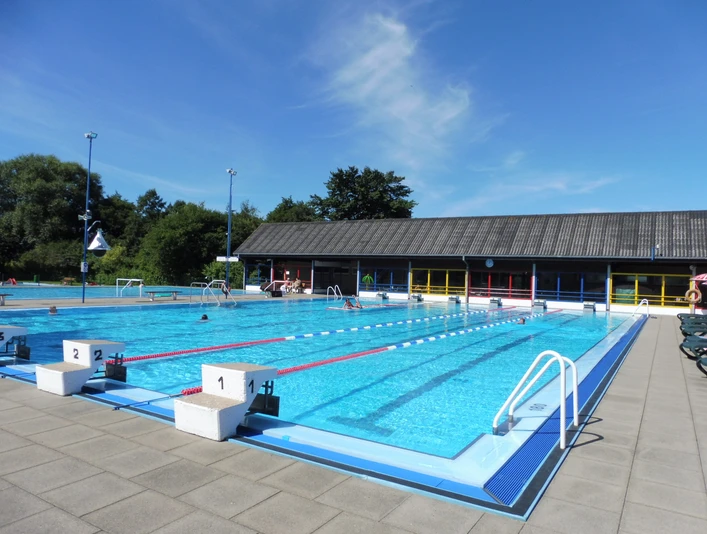Freibad Schwimmerbecken