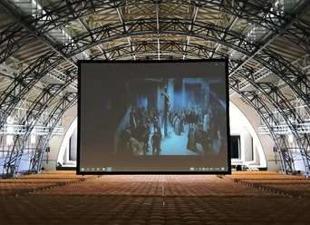 Passionstheater_Zuschauerhalle_@Oberammergau_Museum.jpg