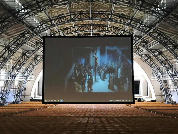 Passionstheater_Zuschauerhalle_@Oberammergau_Museum.jpg