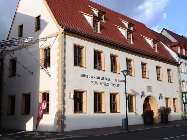 Tourist-Information Eilenburg im historischen Gebäude "Zum Roten Hirsch"