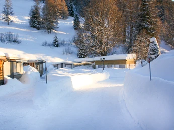 riverside_winter Camping Riverside im WinterCamping Riverside in winterCamping Riverside en hiver