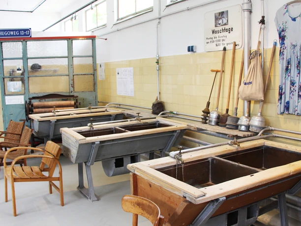 Ausstellungraum im Otto Haesler Museum, Waschraum Ausstellungraum im Otto Haesler Museum, Waschraum