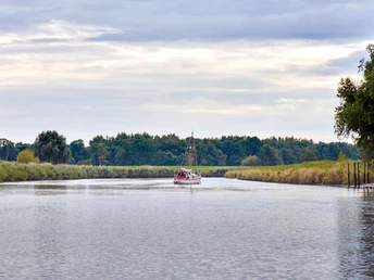 Segelboot auf der Oste