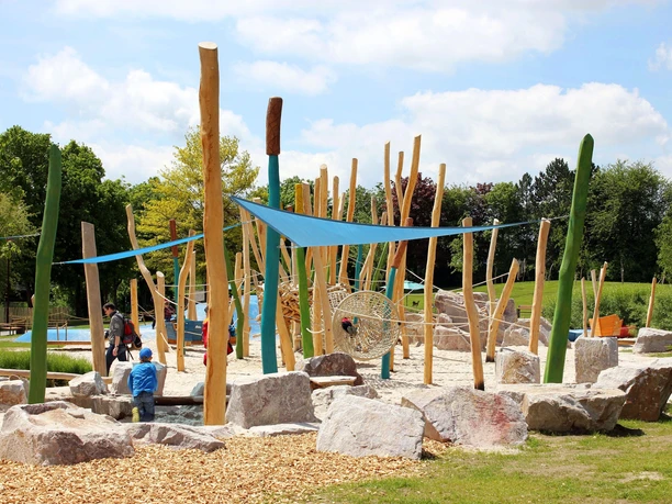 Abenteuerspielplatz beim Bootshaus