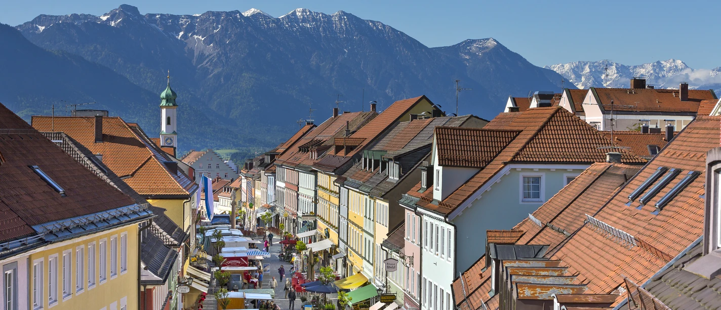 Markt Murnau_Fußgängerzone_Blick Süden_(c)Florian Werner.JPG