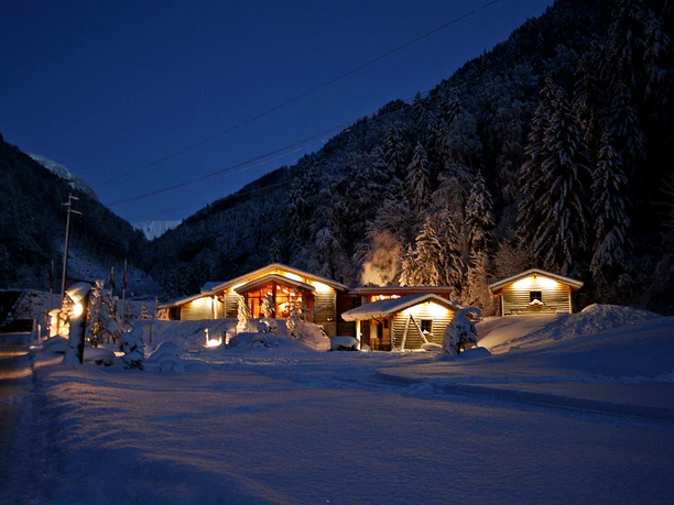 Husky_Lodge_Erlebniswelt_Muotathal_C_EM_Web.jpg