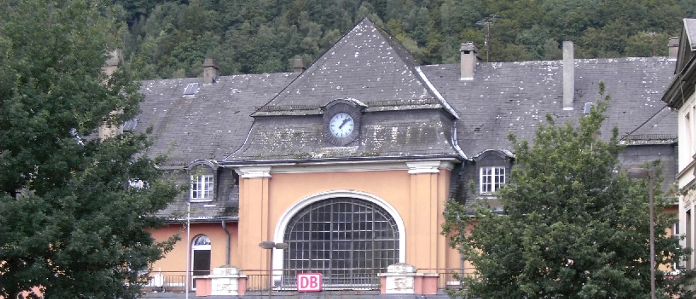 Werdohl_Bahnhofsgebäude_Außen.jpg
