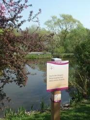 Zitatstafel Pilgerweg im Kurpark