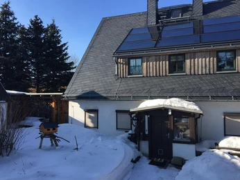 Ferienhaus im Winter