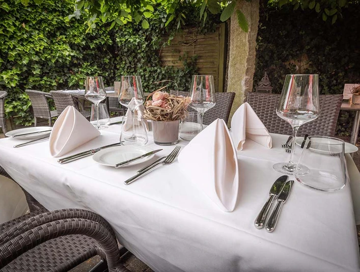 Restaurant_10 (1).jpg