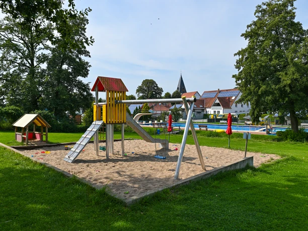 Freibad Oldendorf.jpg