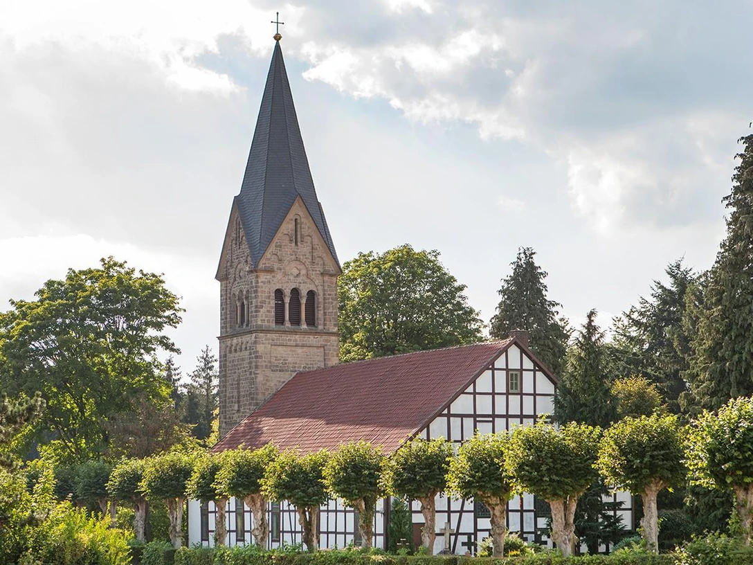 Evangelische Kirche Bergkirchen, Bad Salzuflen (Re