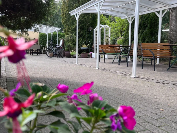 Außenterrasse Gästehaus Feriendorf Pulvermaar