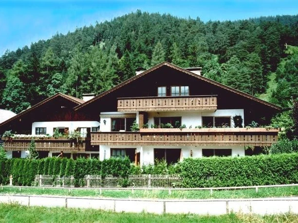 Haus Süd-West-Seite