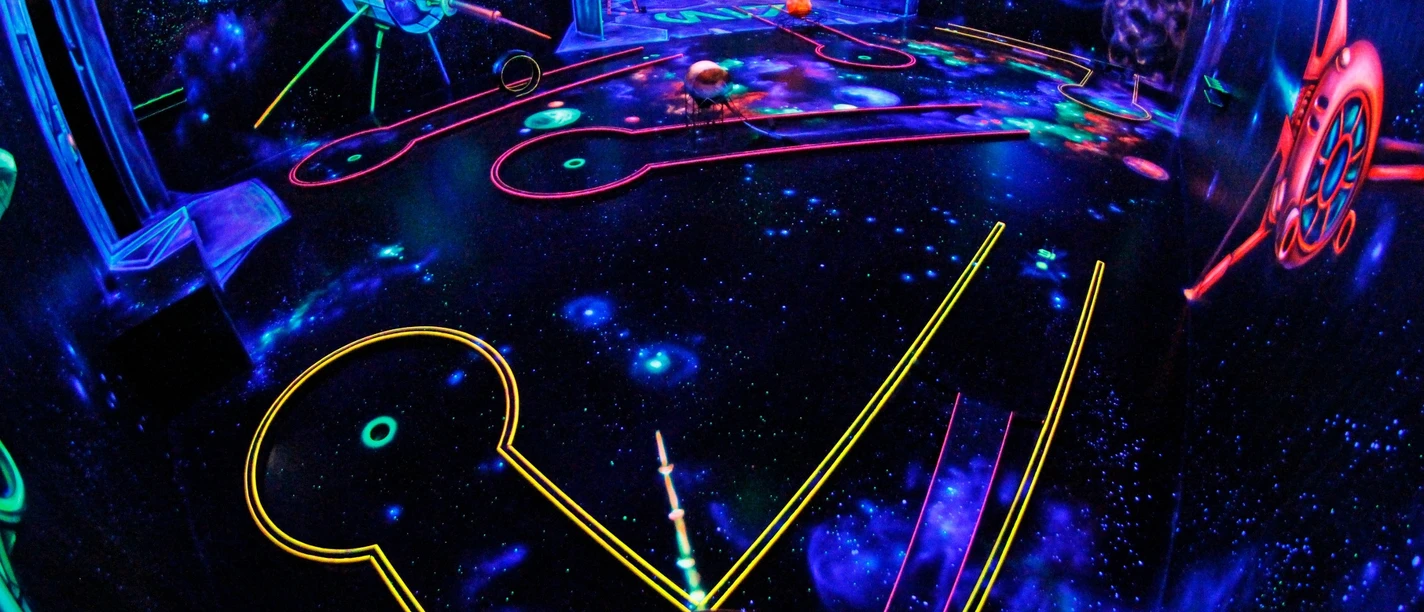 Neon-Minigolf