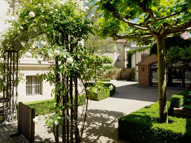 Palais am Stadthaus Palais am Stadthaus von außen