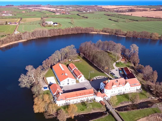 Nordborg_Slotsgrund-Luftfoto-vinter-Kim_Toft_Jørgensen©Sønderborg_Kommune