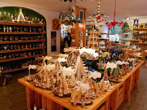 Fachgeschäft für erzgebirgische Volkskunst Der Schwibbogen in Annaberg-Buchholz